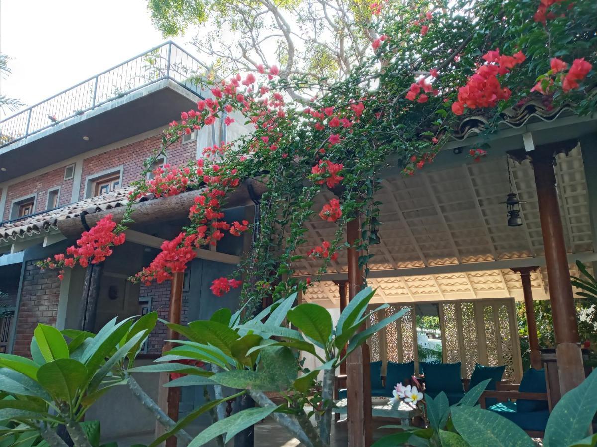 N 34 Mirissa Exterior foto