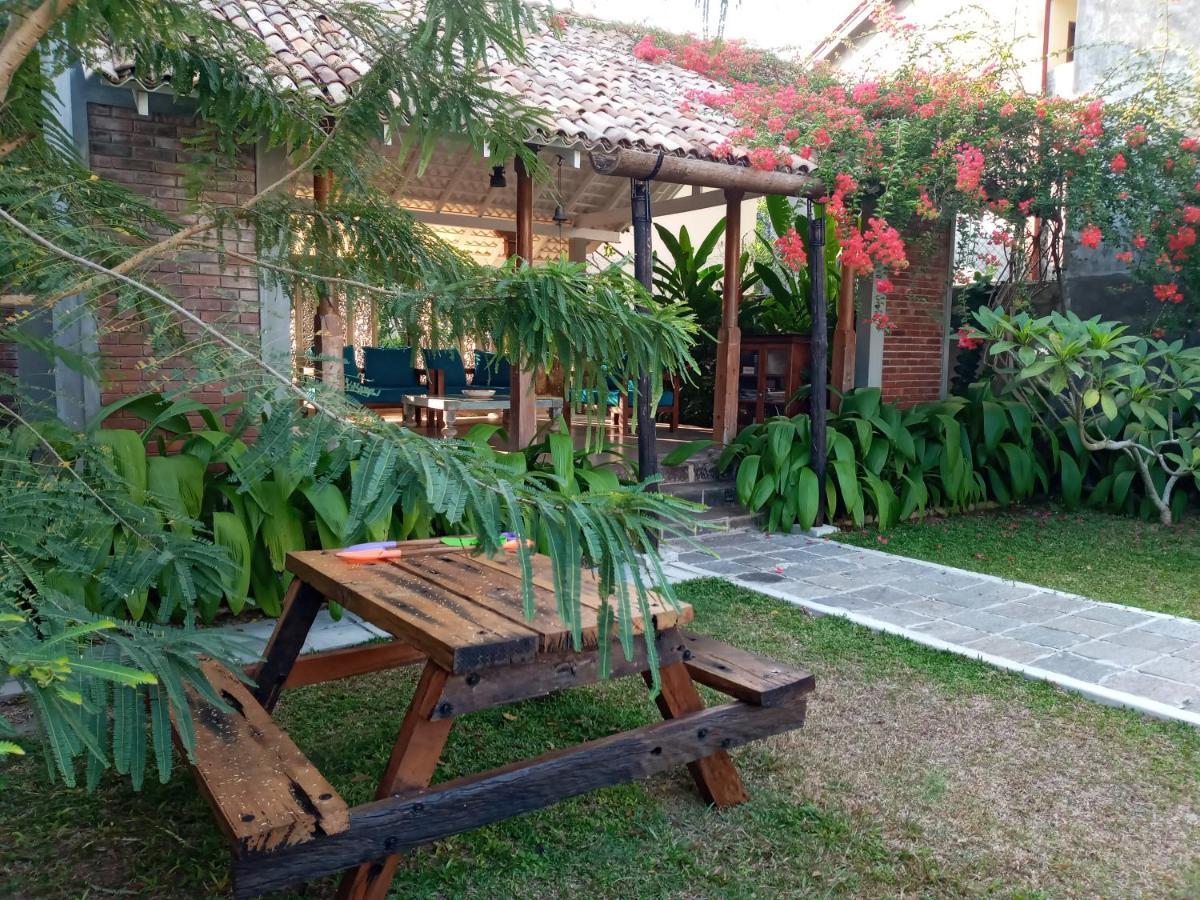 N 34 Mirissa Exterior foto