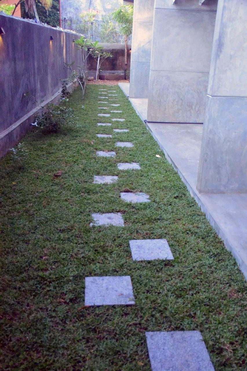 N 34 Mirissa Exterior foto