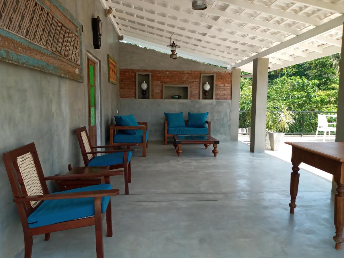 N 34 Mirissa Exterior foto